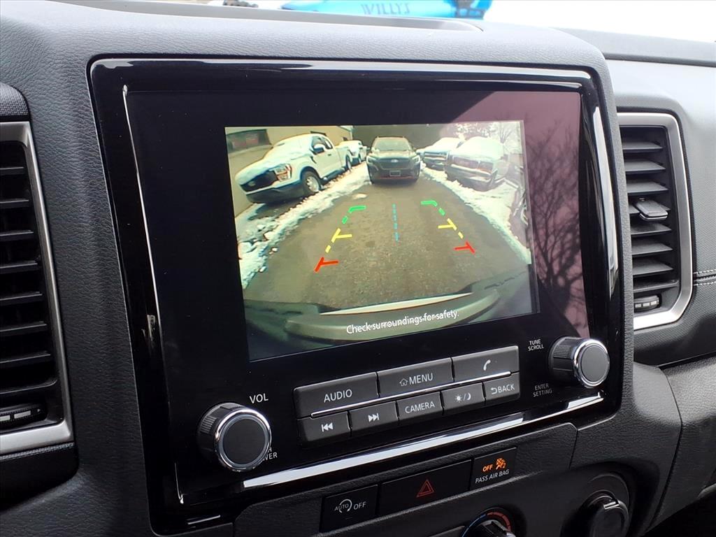 Nissan Frontier Crew Cab 4x4 SV 2024