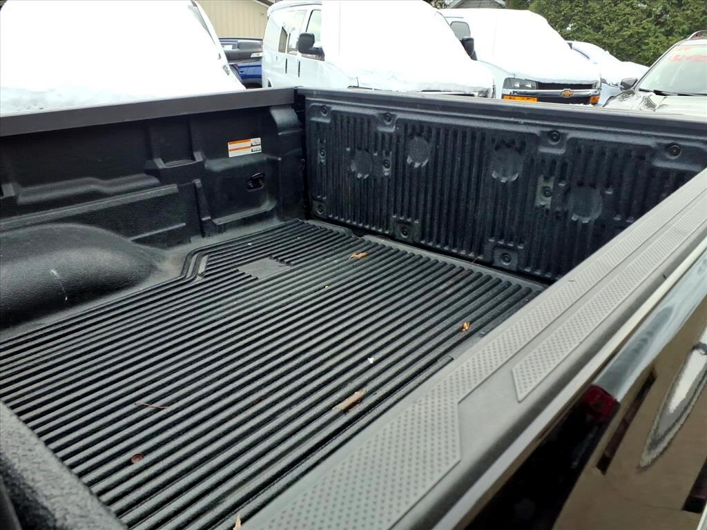 Nissan Frontier Crew Cab 4x4 SV 2024