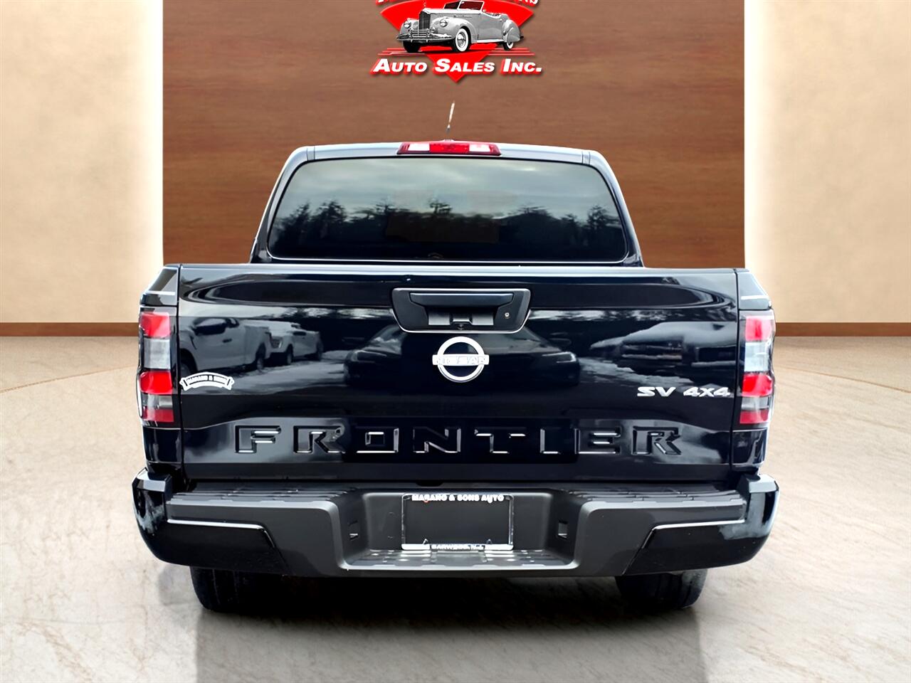 Nissan Frontier Crew Cab 4x4 SV 2024