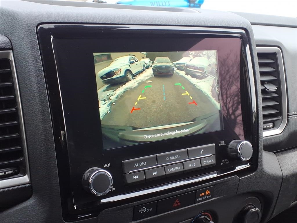 Nissan Frontier Crew Cab 4x4 SV 2024