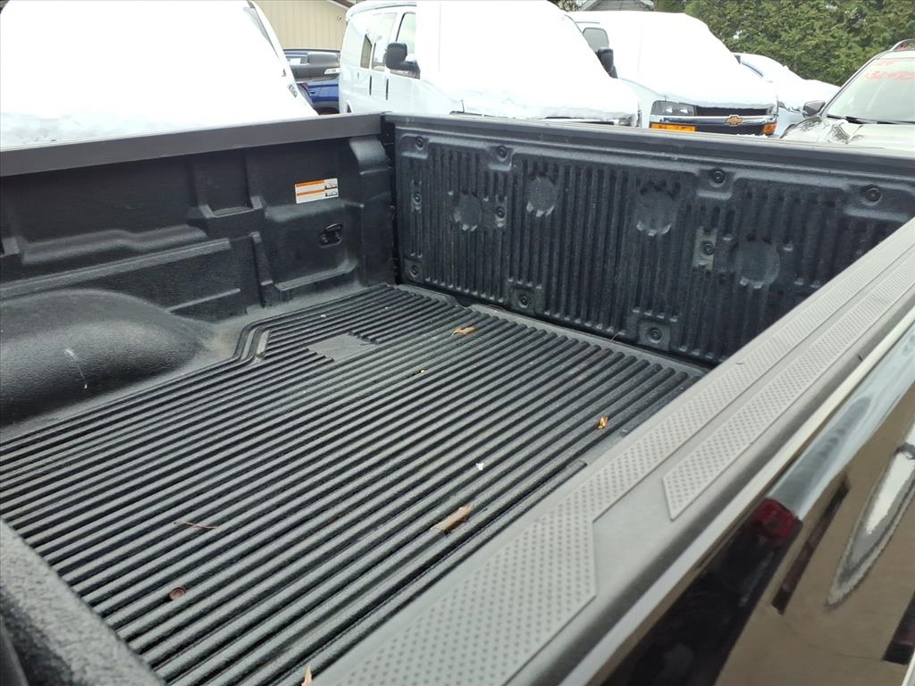 Nissan Frontier Crew Cab 4x4 SV 2024