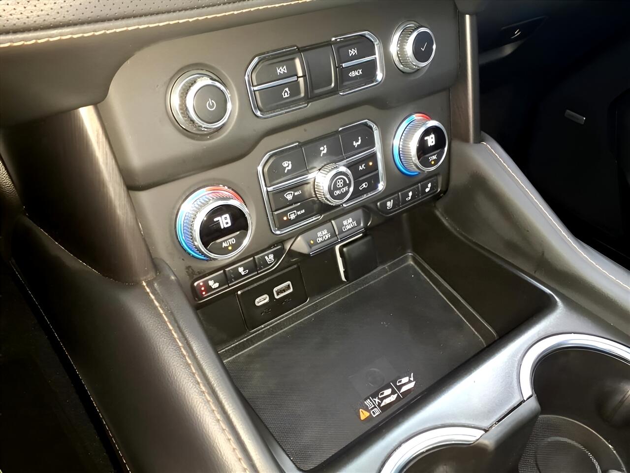 GMC Yukon 4WD 4dr AT4 2023