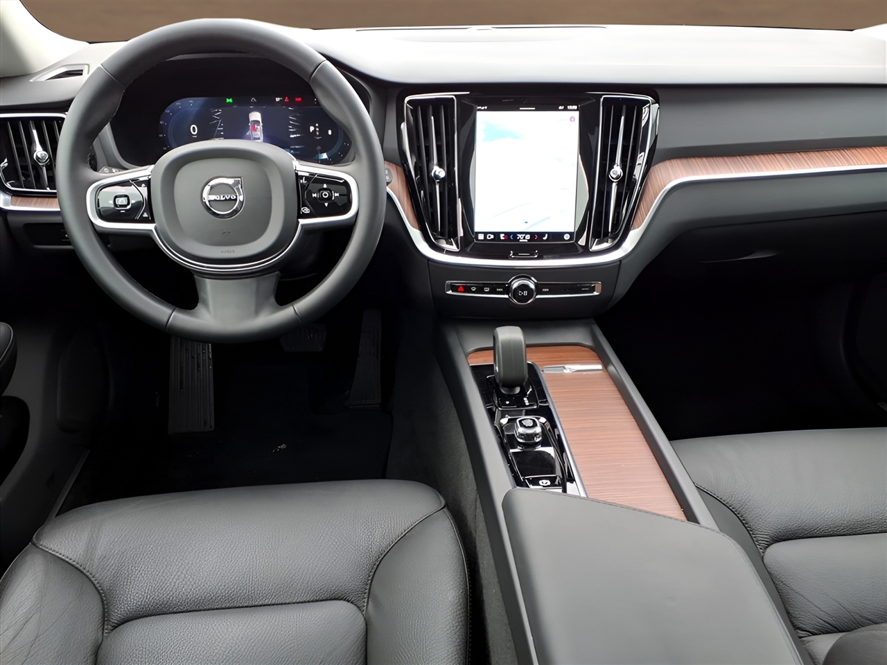 Volvo V60 Cross Country B5 AWD Plus 2025