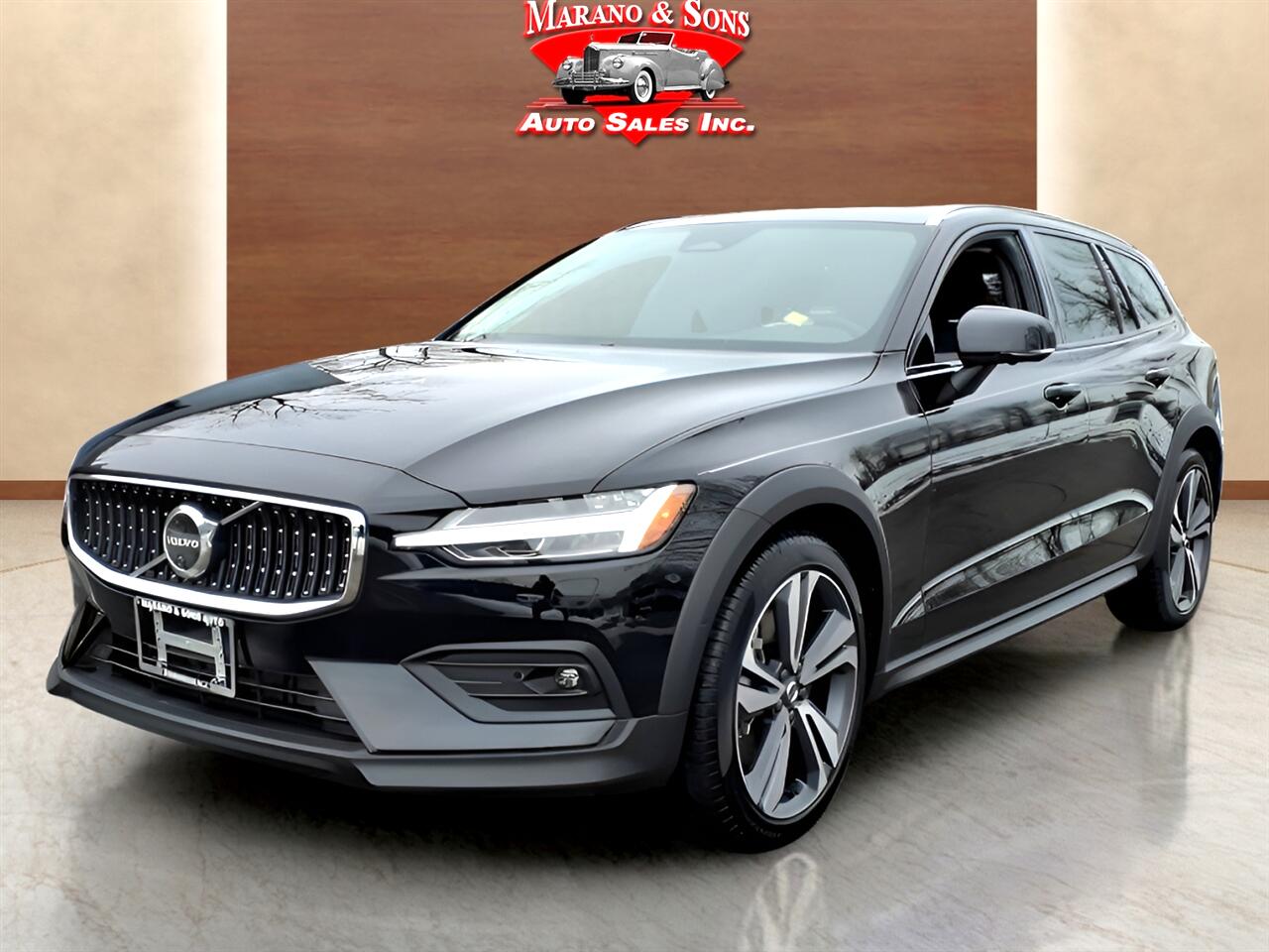 2025 Volvo V60 Cross Country B5 AWD Plus