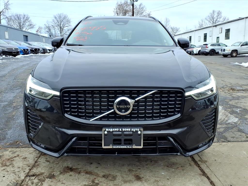 Volvo XC60 B5 AWD Plus 2025