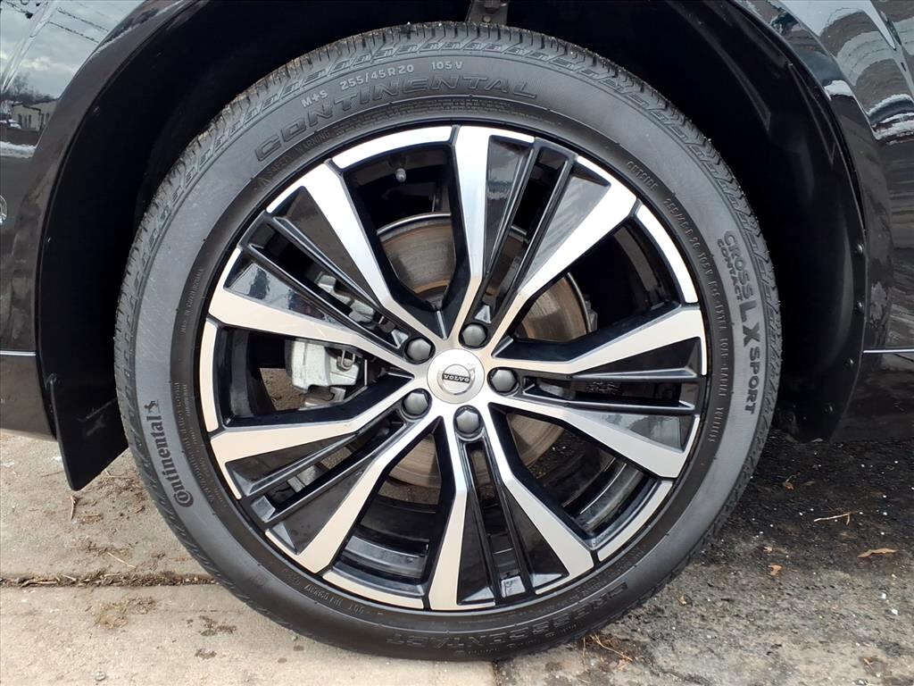 Volvo XC60 B5 AWD Plus 2025