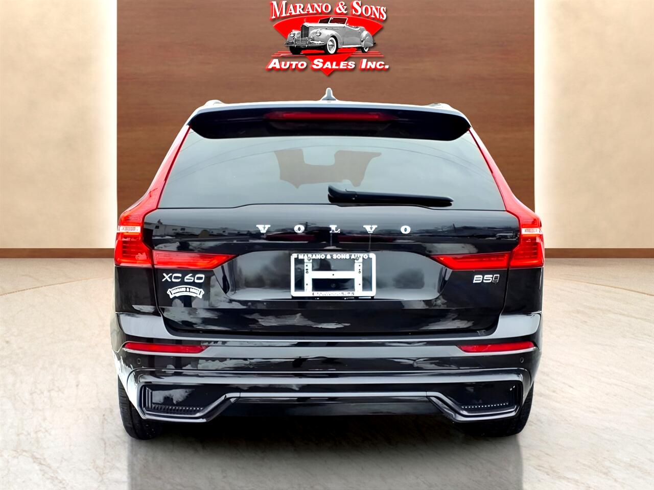 Volvo XC60 B5 AWD Plus 2025