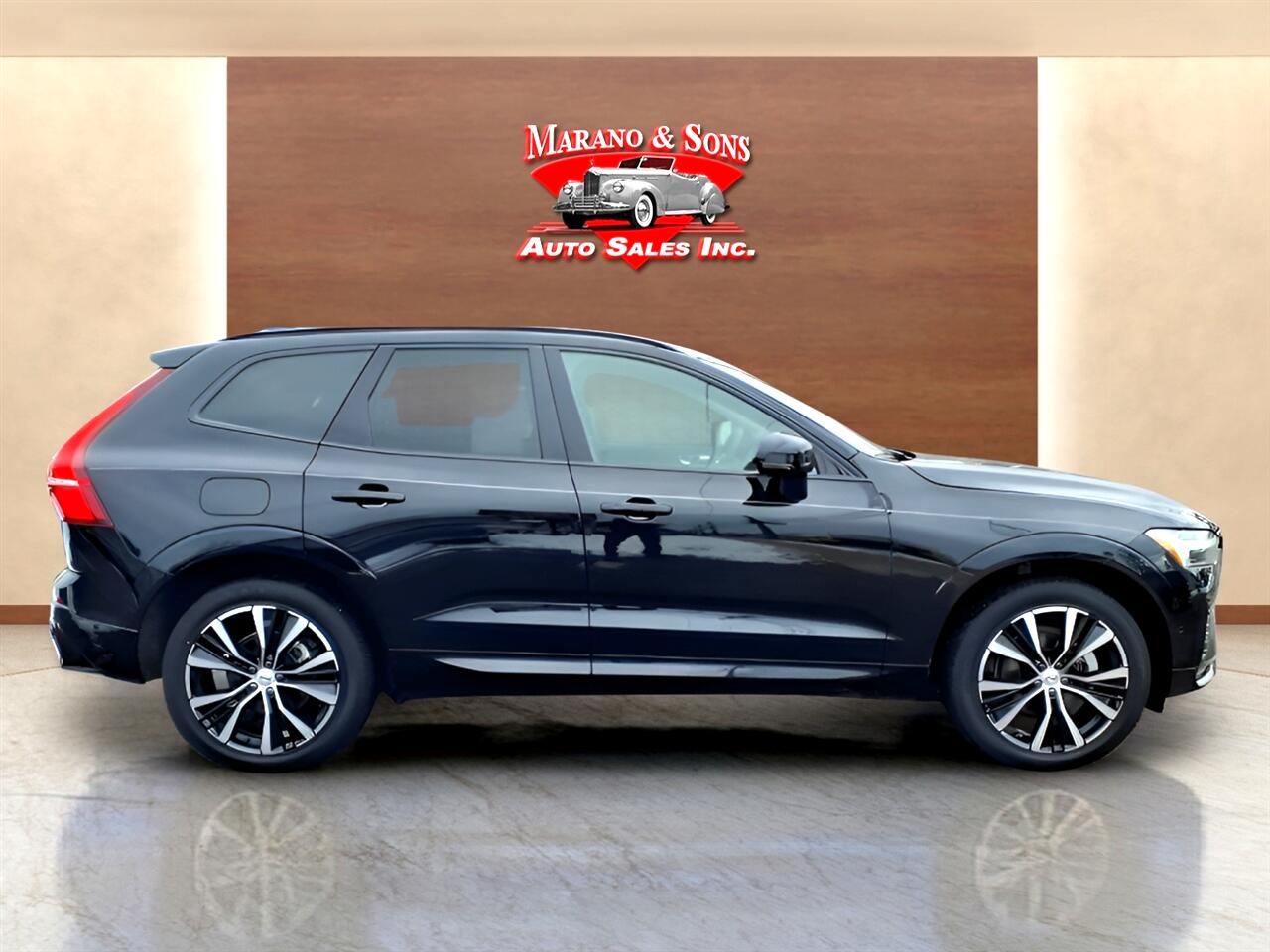 Volvo XC60 B5 AWD Plus 2025