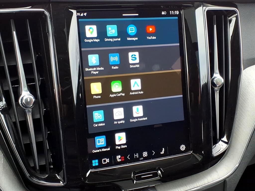 Volvo XC60 B5 AWD Plus 2025