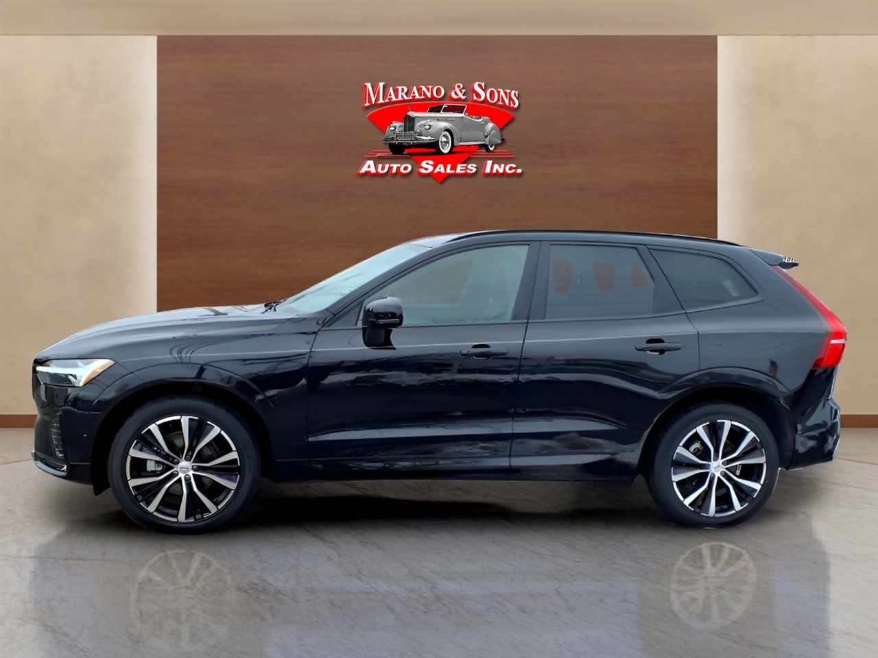 Volvo XC60 B5 AWD Plus 2025
