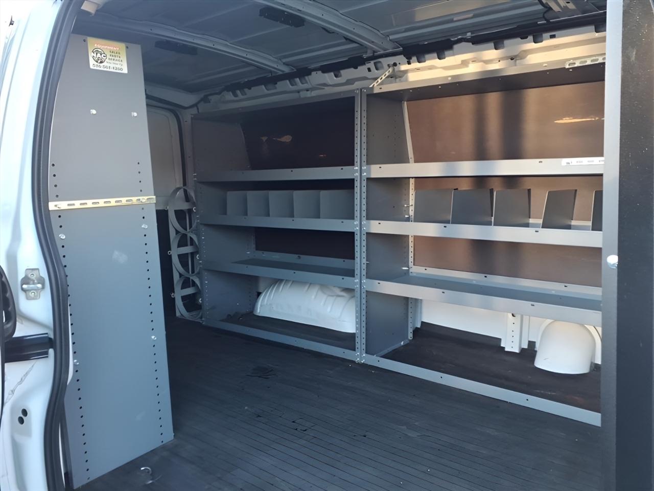 Chevrolet Express Cargo Van RWD 2500 135" 2020