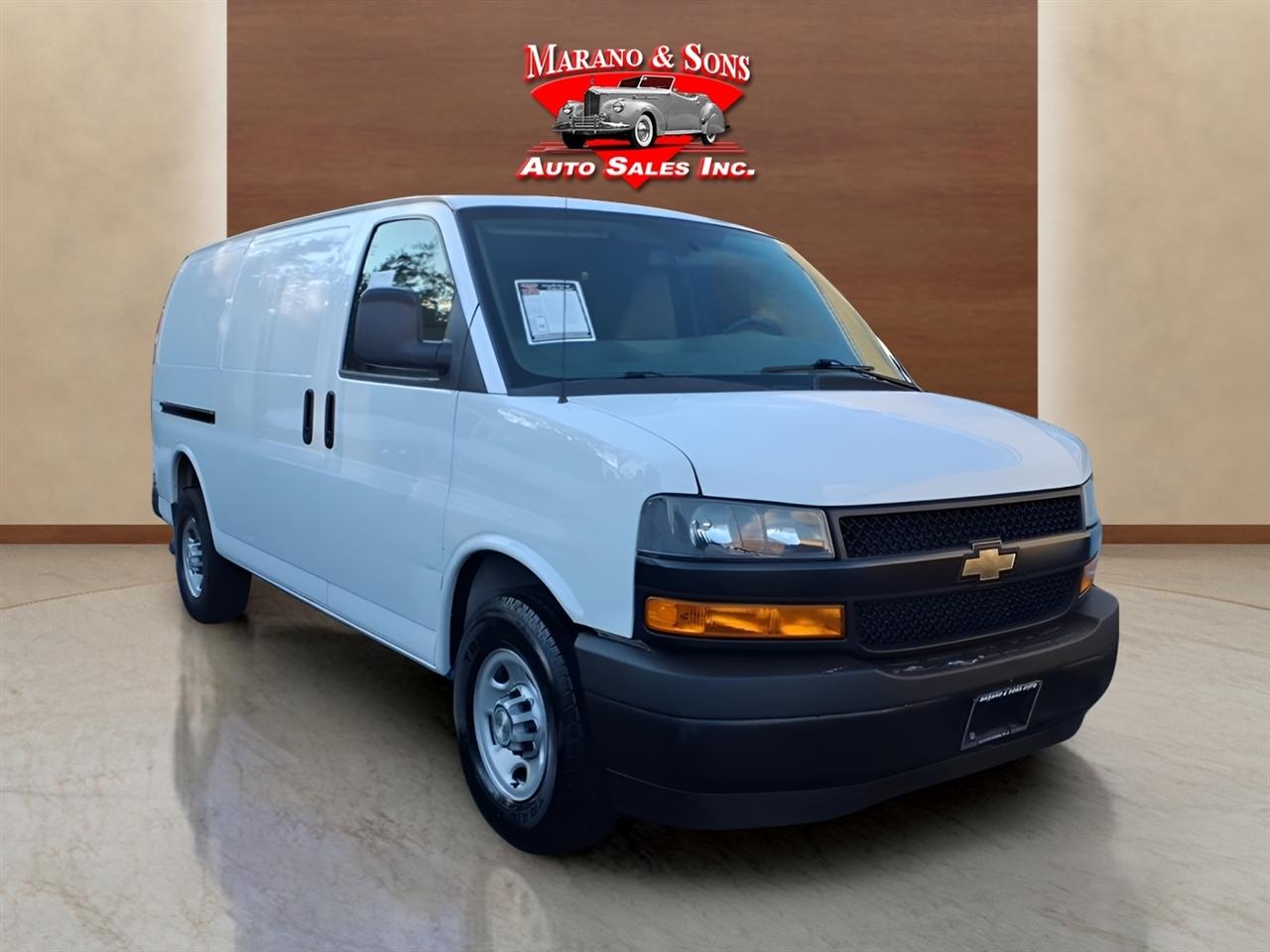 Chevrolet Express Cargo Van RWD 2500 135" 2020