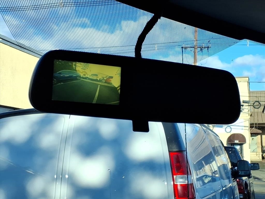 Chevrolet Express Cargo Van RWD 2500 135" 2020