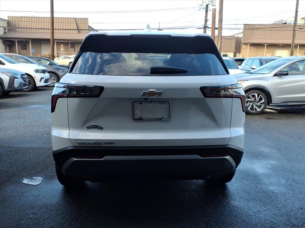 Chevrolet Equinox AWD 4dr LT w/2LT 2025