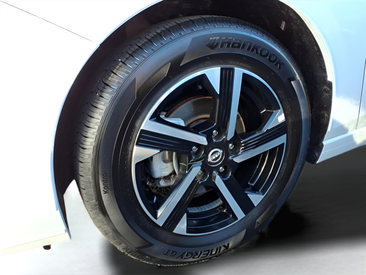 Nissan Sentra SV CVT 2025