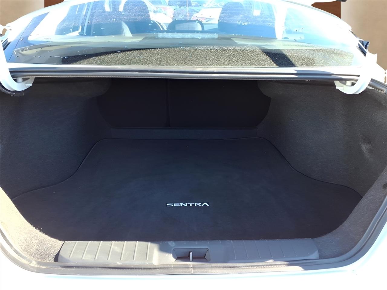 Nissan Sentra SV CVT 2025