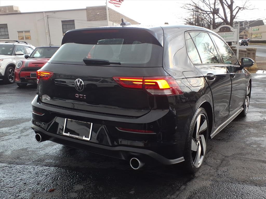 Volkswagen Golf GTI 2.0T S DSG 2024