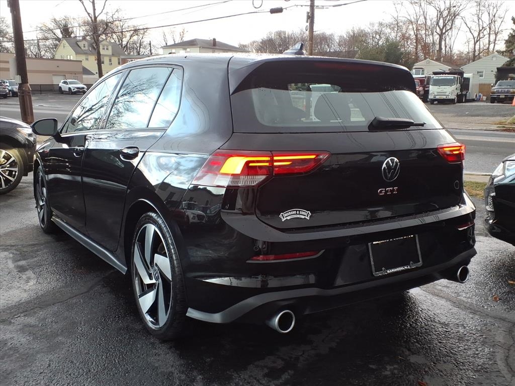 Volkswagen Golf GTI 2.0T S DSG 2024