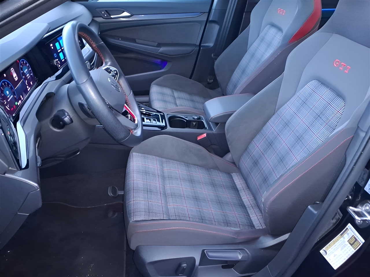 Volkswagen Golf GTI 2.0T S DSG 2024