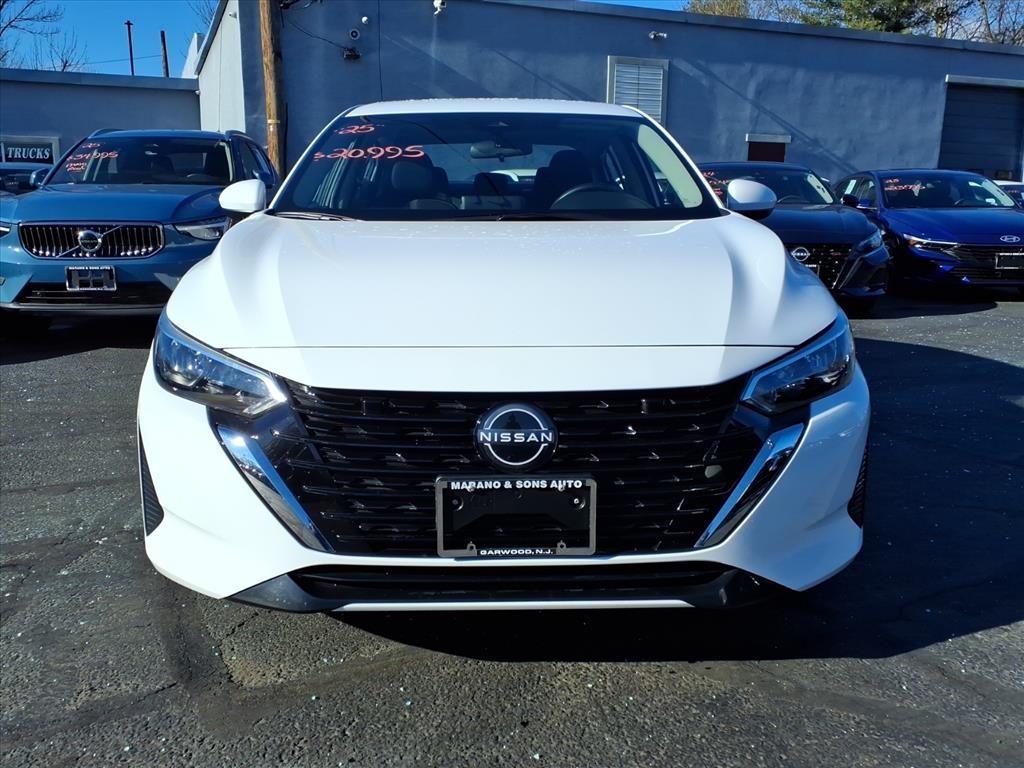 Nissan Sentra SV CVT 2025