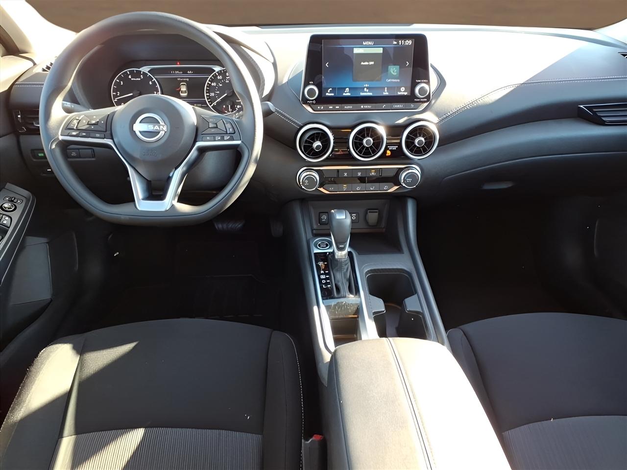 Nissan Sentra SV CVT 2025