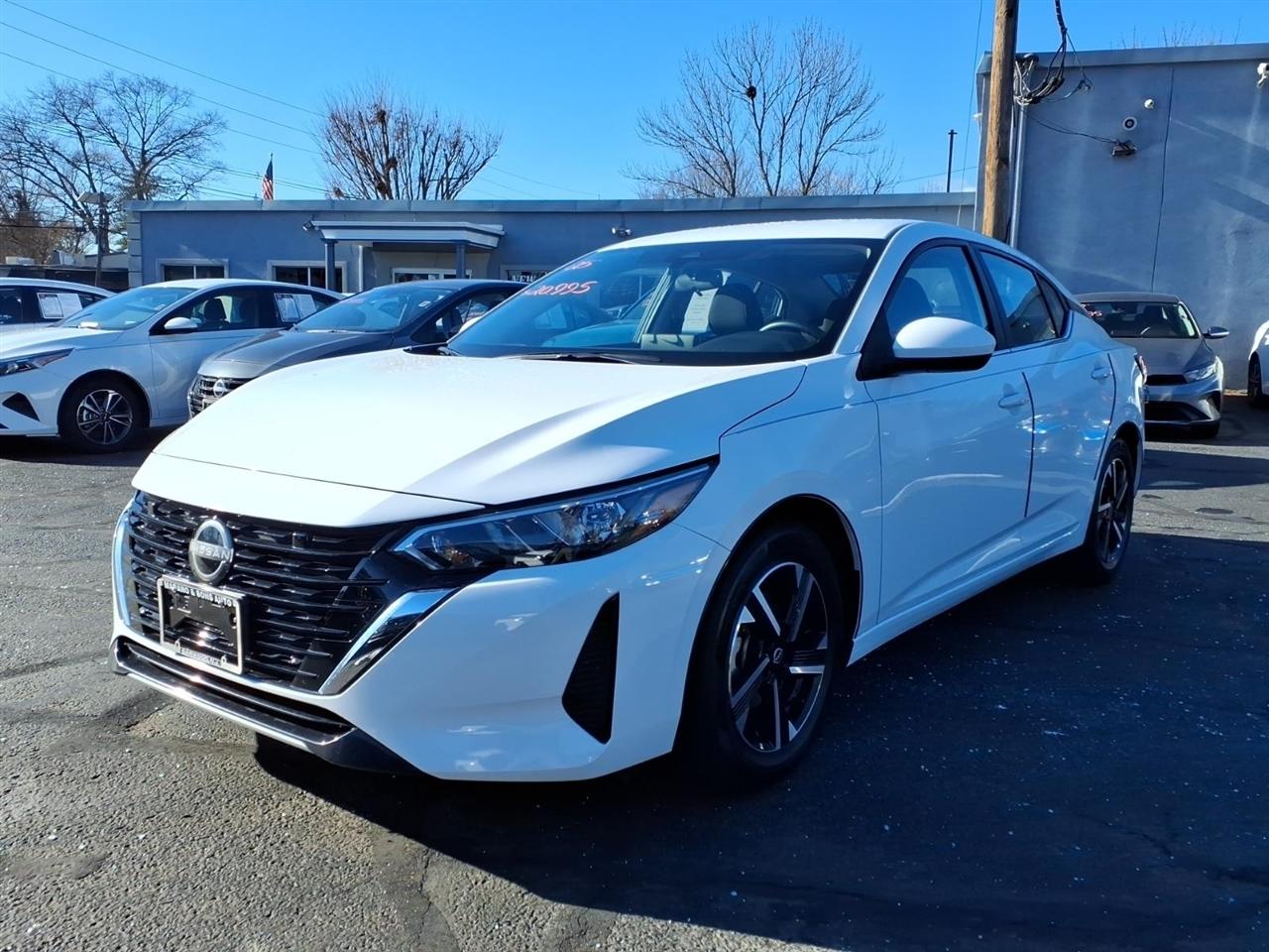 2025 Nissan Sentra SV CVT