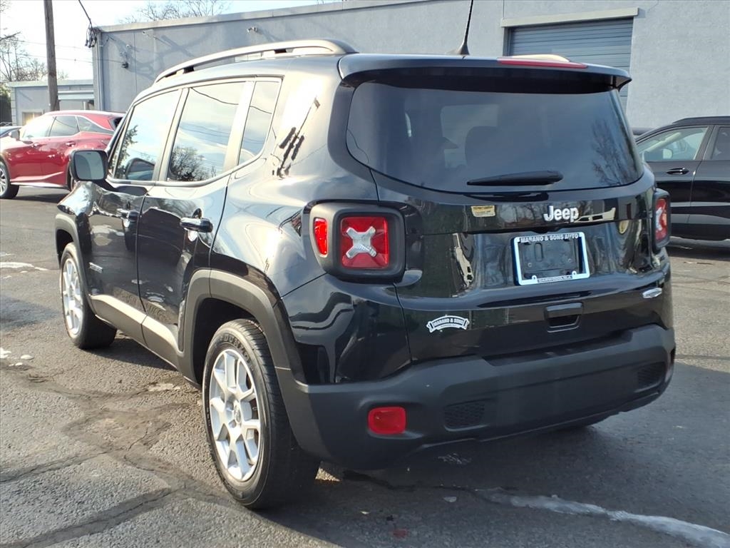 Jeep Renegade Latitude FWD 2021