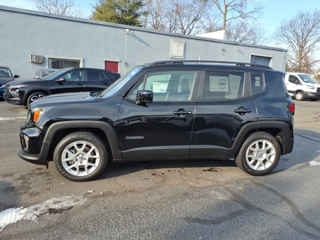 Jeep Renegade Latitude FWD 2021