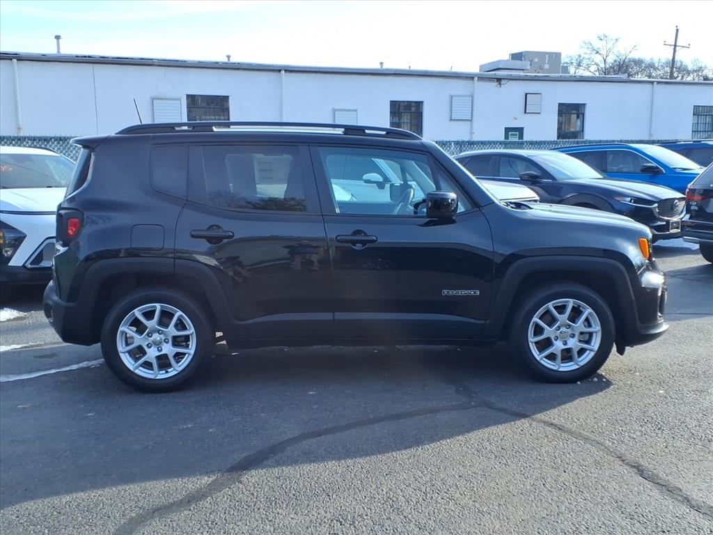 Jeep Renegade Latitude FWD 2021