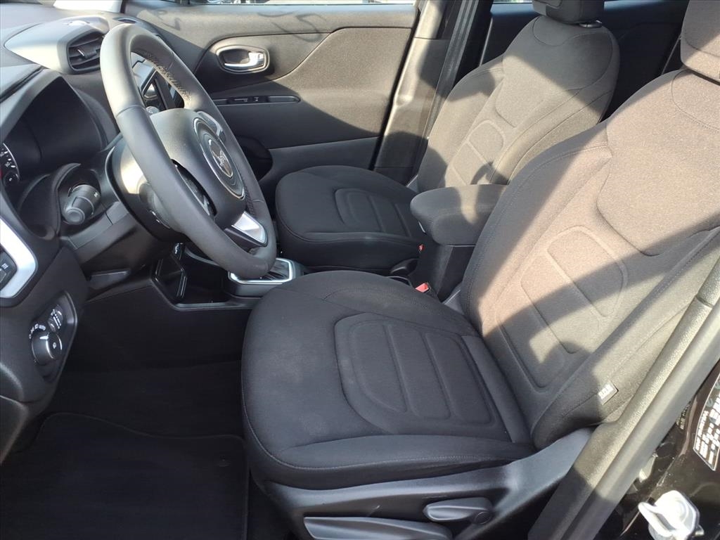 Jeep Renegade Latitude FWD 2021