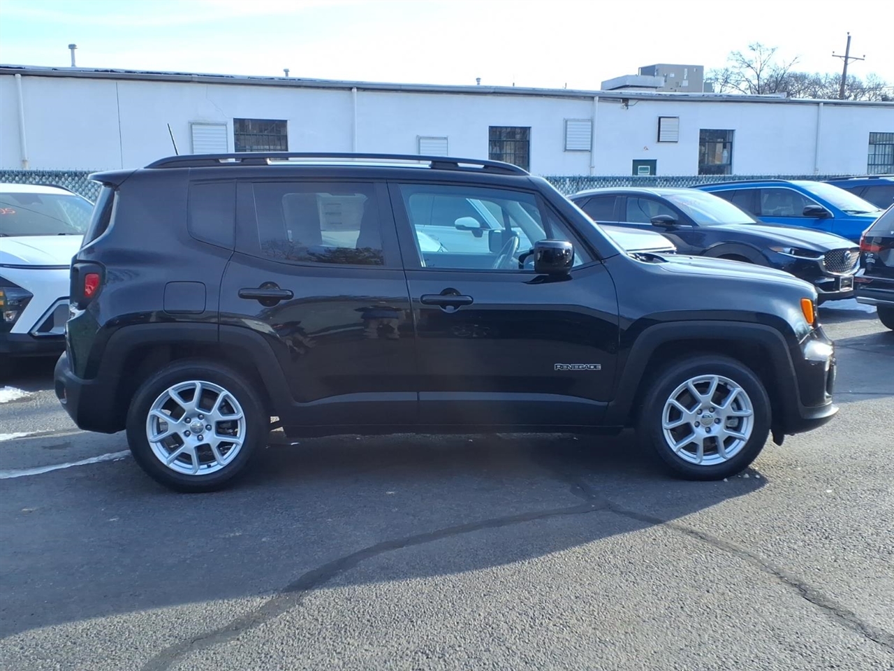 Jeep Renegade Latitude FWD 2021