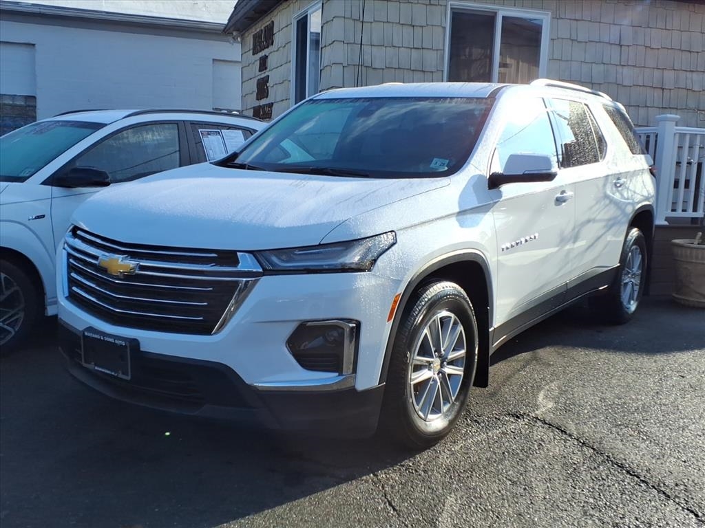 2023 Chevrolet Traverse AWD 4dr LT Leather