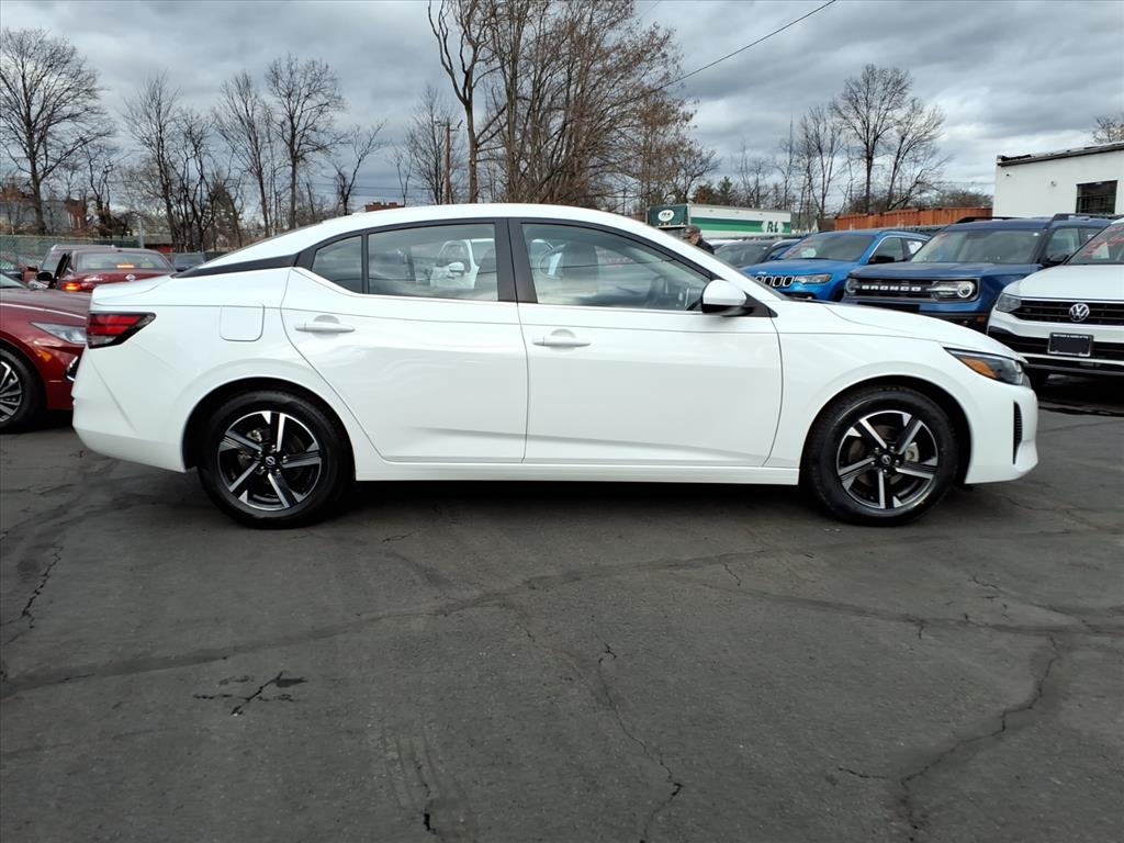 Nissan Sentra SV CVT 2025