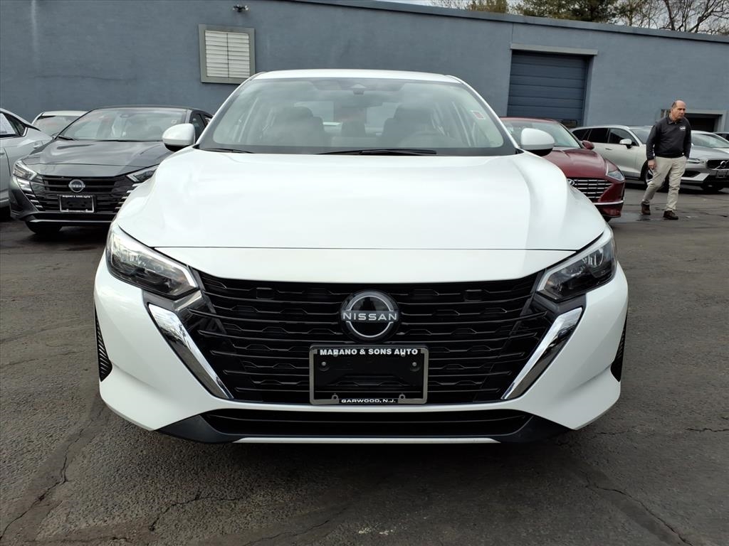 Nissan Sentra SV CVT 2025