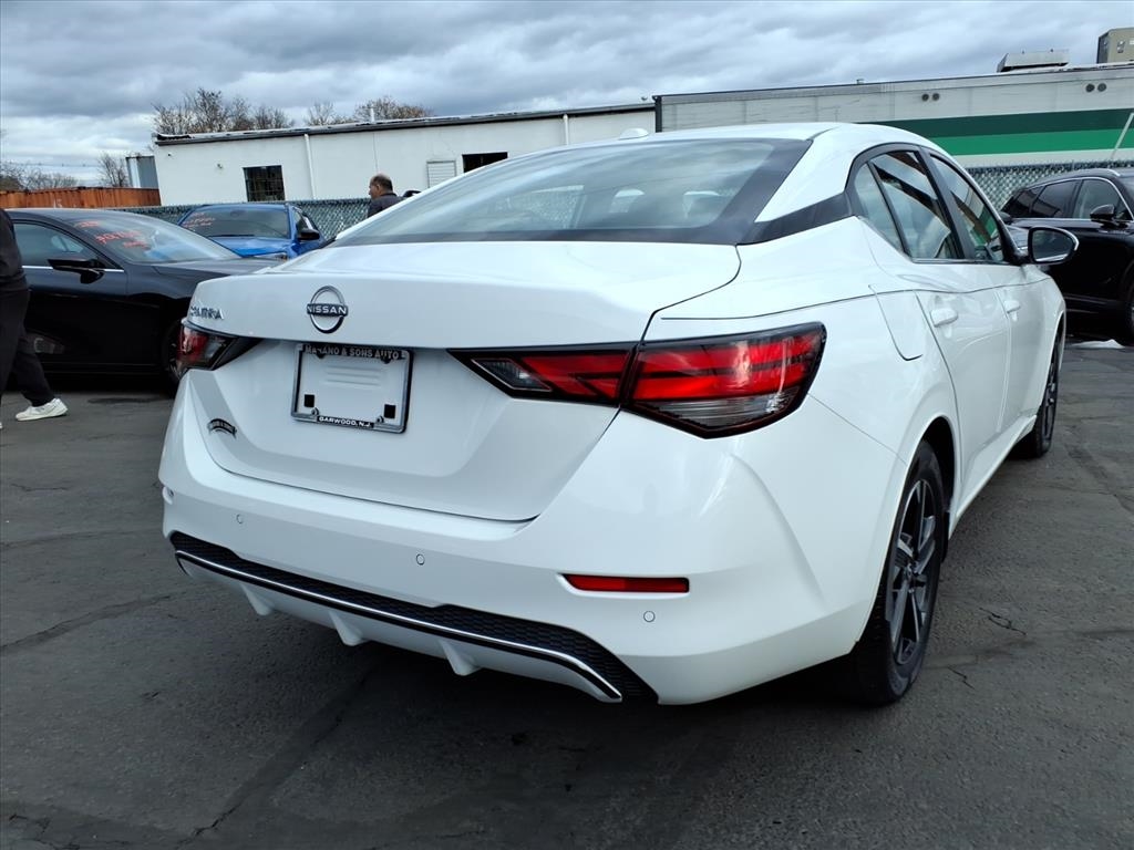 Nissan Sentra SV CVT 2025