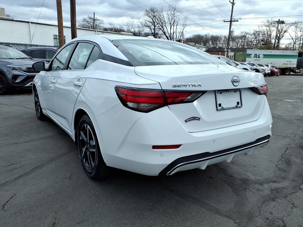 Nissan Sentra SV CVT 2025