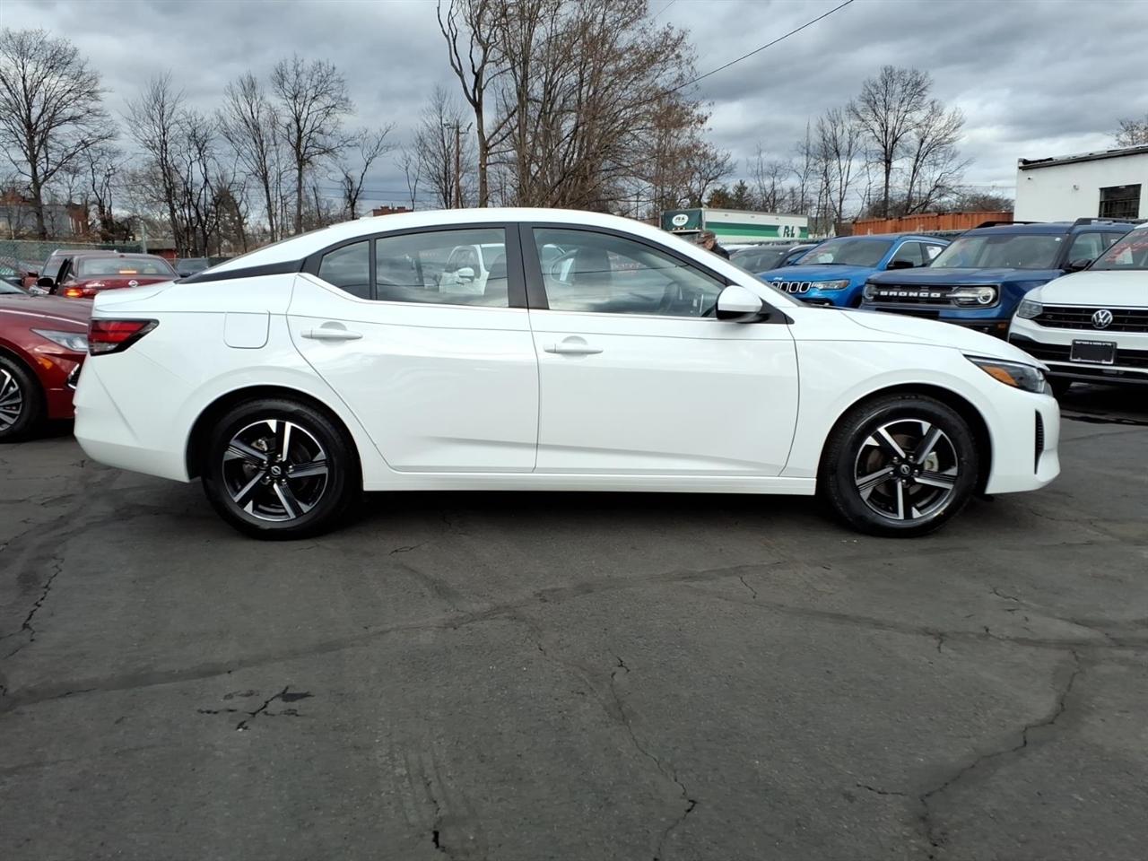 Nissan Sentra SV CVT 2025