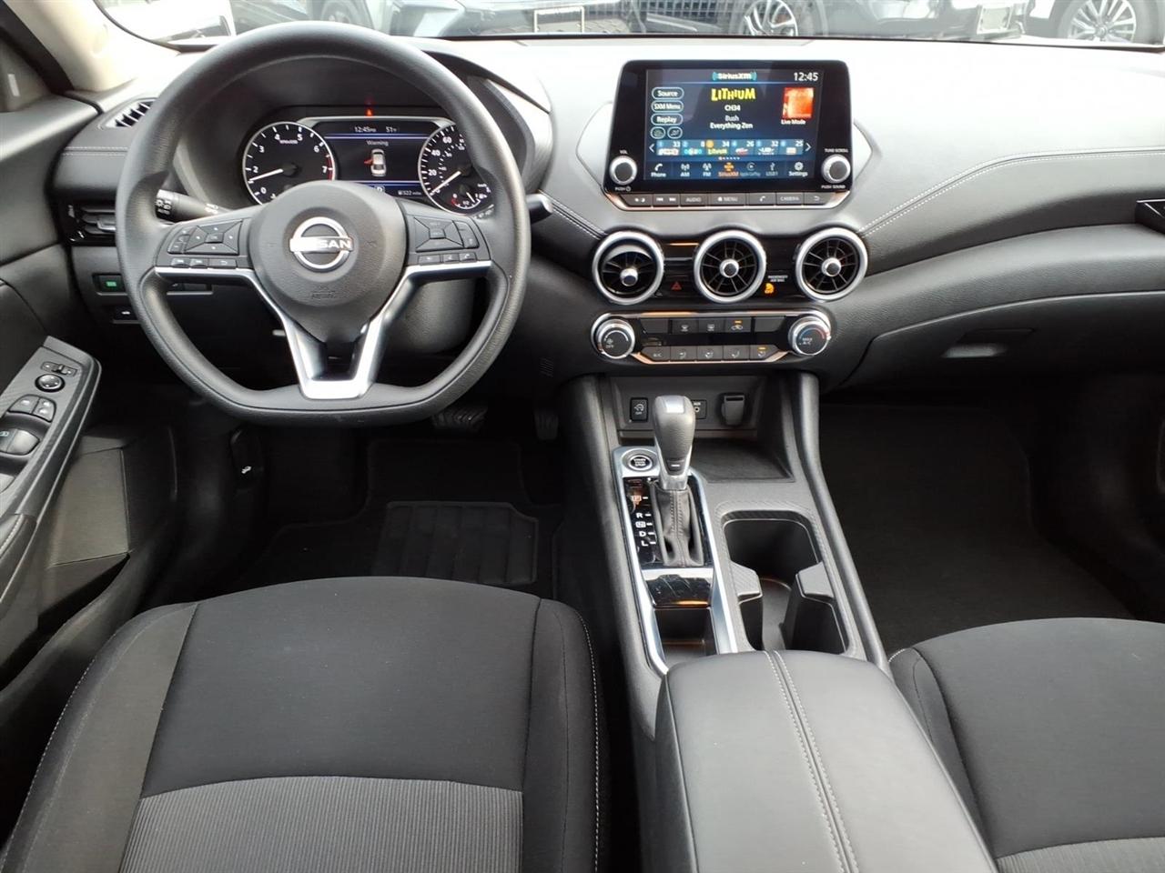 Nissan Sentra SV CVT 2025