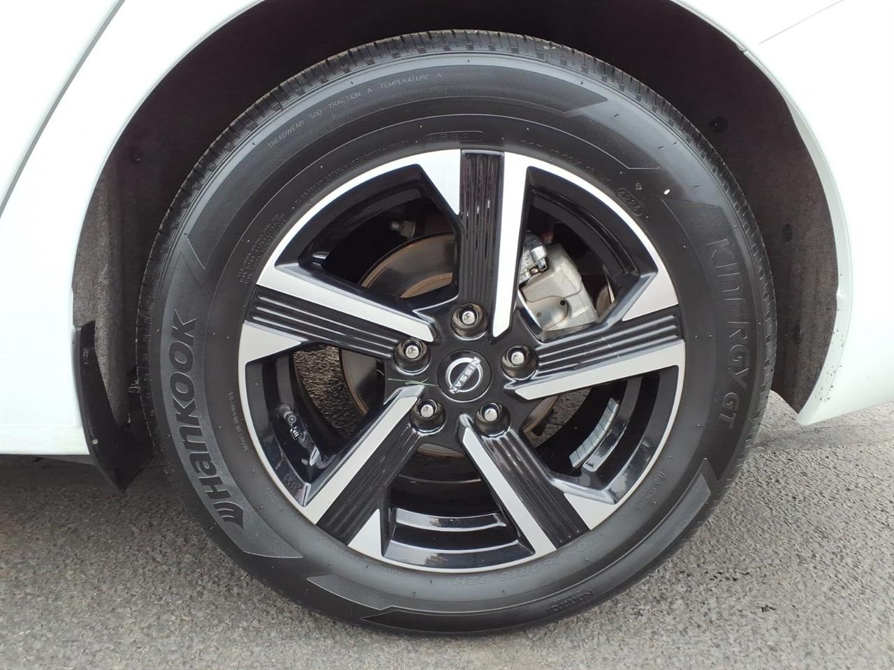 Nissan Sentra SV CVT 2025