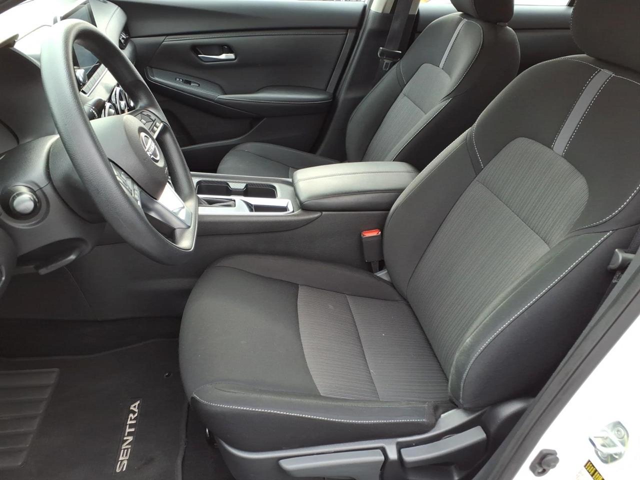 Nissan Sentra SV CVT 2025