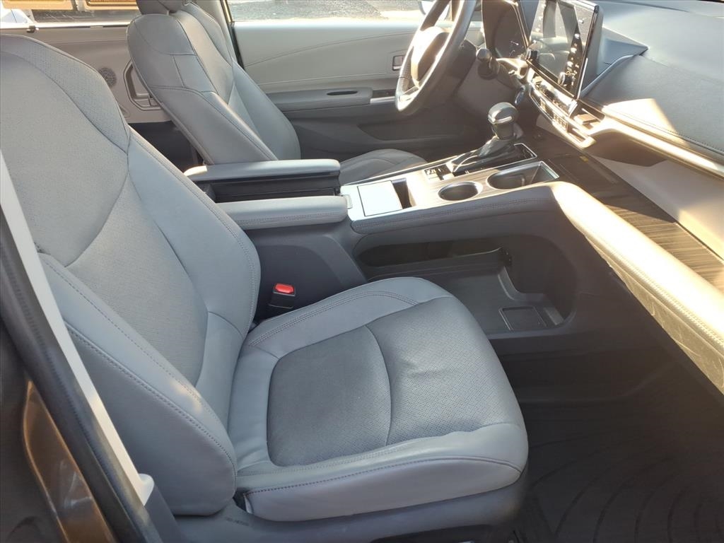 Toyota Sienna Limited AWD 7-Passenger (Natl) 2024