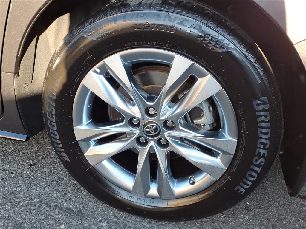 Toyota Sienna Limited AWD 7-Passenger (Natl) 2024