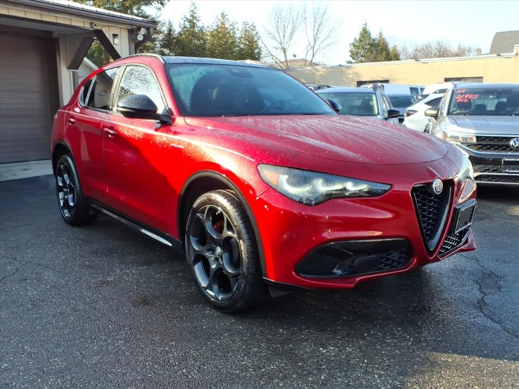 Alfa Romeo Stelvio Veloce AWD 2024