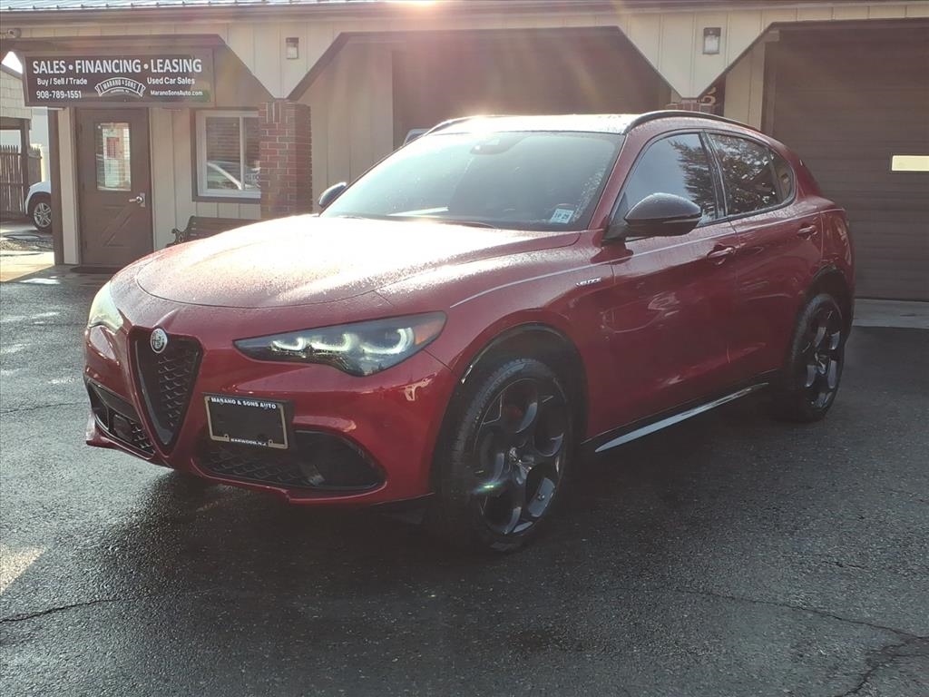 2024 Alfa Romeo Stelvio Veloce AWD