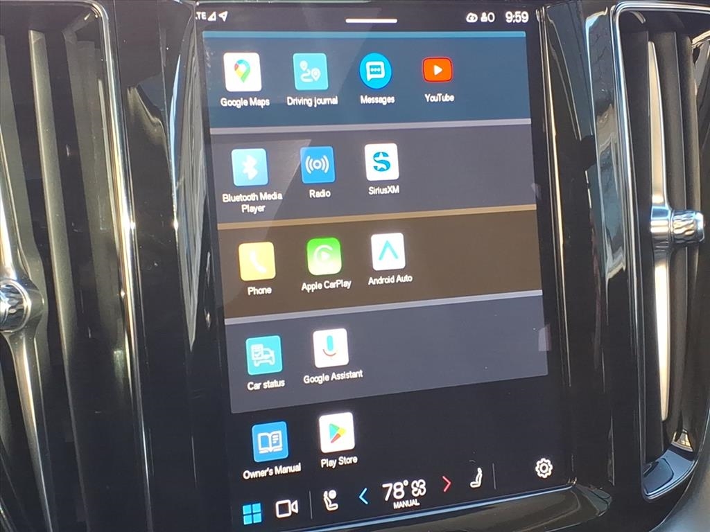 Volvo XC60 B5 AWD Core 2025