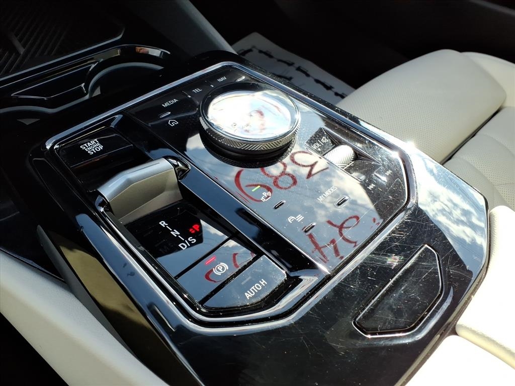 BMW 5 Series 530i xDrive Sedan 2024