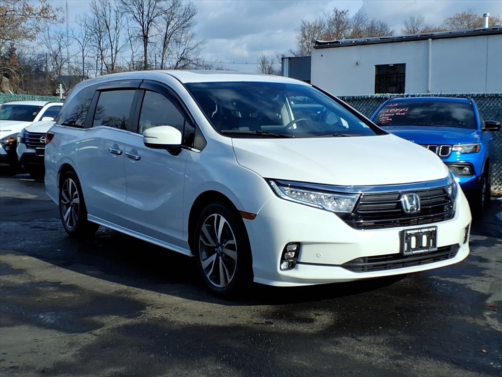Honda Odyssey Touring Auto 2024