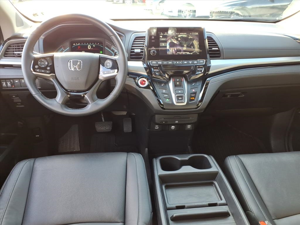 Honda Odyssey Touring Auto 2024