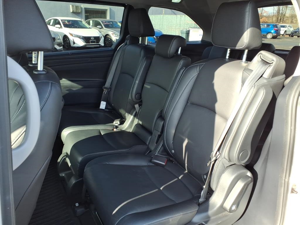 Honda Odyssey Touring Auto 2024