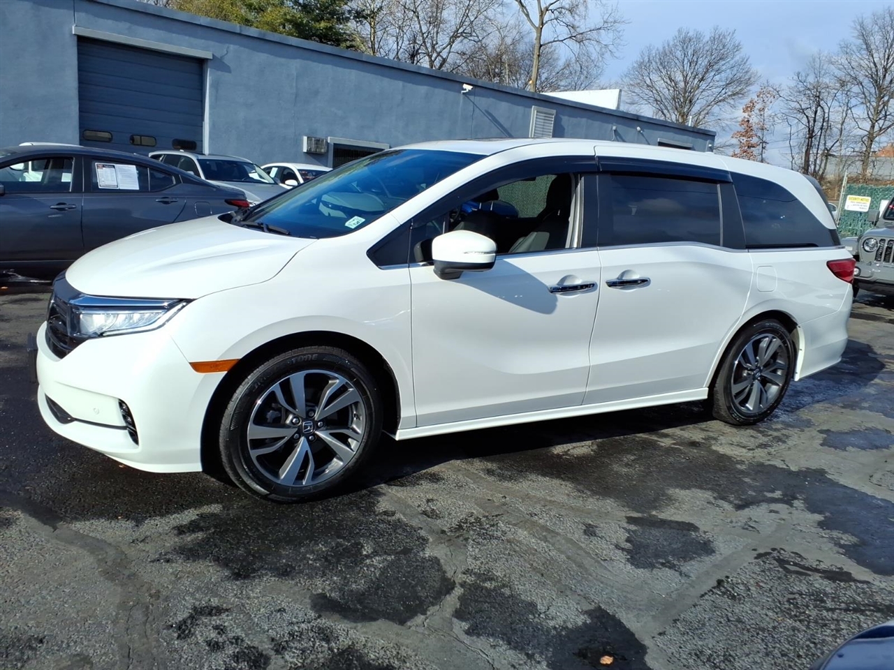 Honda Odyssey Touring Auto 2024